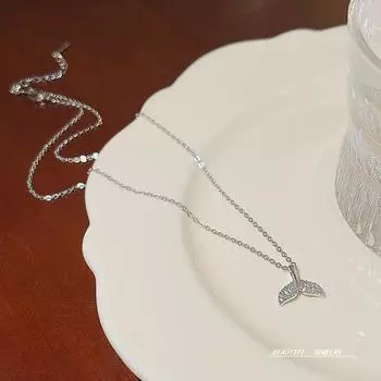 Ожерелье Fishbone Женское Легкое Роскошное Меньшинство Дизайн Смысл Ключичная цепочка онлайн Знаменитости Ожерелье Аксессуары Темперамент Аксессуары Новые Продукты.