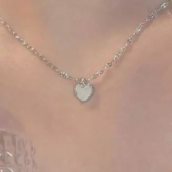 Ожерелье Fritillary Love, уникальная женственность, нишевый дизайн, белая цепочка в форме сердца для ключицы, легкие роскошные аксессуары