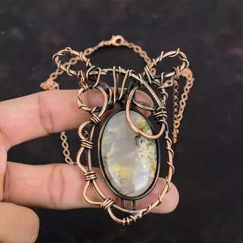 Ожерелье из агата с перьями, ожерелье из медной проволоки с драгоценными камнями, регулируемое ожерелье из цепочки, ювелирные изделия ручной работы из меди, дизайнерское ожерелье, подарки для нее