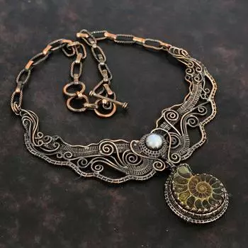 Ожерелье из аммонита ископаемого Ожерелье из медной проволоки Медные украшения ручной работы Радужный лунный камень Ожерелье из драгоценных камней Ожерелье из проволочной обмотки Украшения для подарка