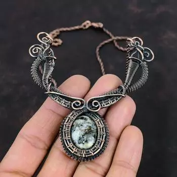 Ожерелье из астрофиллита Ожерелье из медной проволоки Ожерелье ручной работы Ювелирные изделия из астрофиллита Ожерелье с драгоценными камнями для подарков Ювелирные изделия из медной проволоки