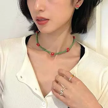 Ожерелье из бусин с цветком и бабочкой. Изысканная модная женская роскошная индивидуальная цепочка на ключицу. Подвески для девочек. Ins Стиль. Ювелирные изделия. Подарки. Аксессуары.