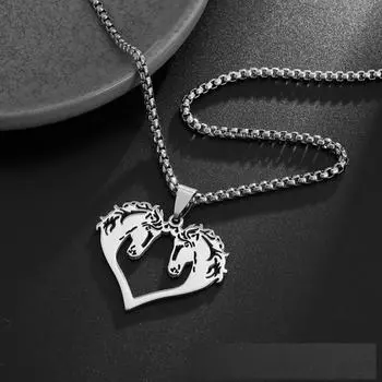 Ожерелье из нержавеющей стали с подвеской в форме сердца One Size