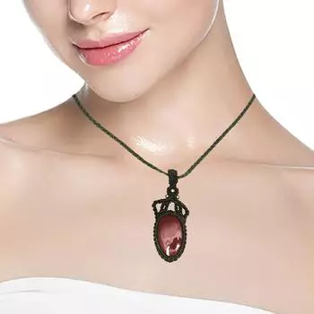 Ожерелье из яшмы в технике макраме с подвеской ручной работы из красного натурального богемского хрусталя