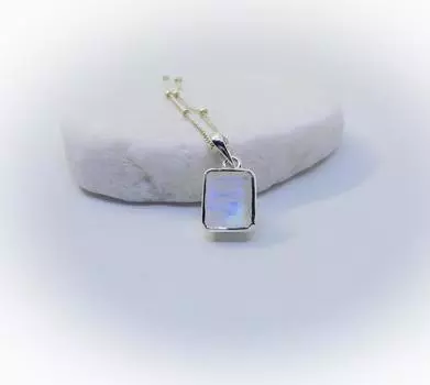 Ожерелье из радужного лунного камня, подвеска из лунного камня, стерлинговый лунный камень, настоящий лунный камень, свадебные украшения, июньский камень 14.05mm-15.7mm синий