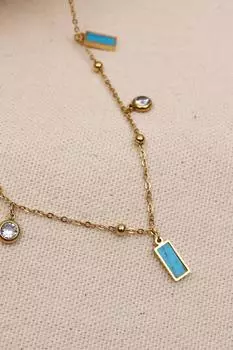 Ожерелье из стали с подвеской золотого цвета и синей эмалью