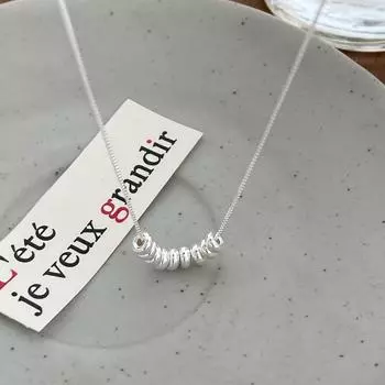 Ожерелье из стерлингового серебра 925 пробы с маленькими бусинами для женщин, простые летние маленькие свежие бусины в холодном стиле, универсальные бусы на удачу, цепочка на ключицу