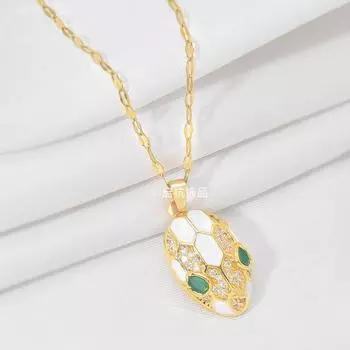 Ожерелье из титановой стали Orochi Snakehead Женское Легкая роскошь Личность Универсальное Микровставленное Подвеска Цепочка на ключицу Ювелирные изделия