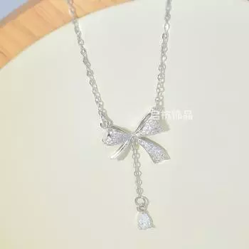 Ожерелье из титановой стали с бахромой в виде банта, полностью инкрустированное бриллиантами, женское, легкая роскошь, универсальное, с темпераментом, сияющая подвеска