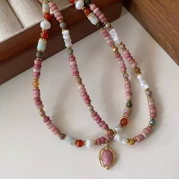 Ожерелье из титановой стали с натуральным камнем не выцветает, женская летняя высококачественная цепочка для свитера с красным камнем и ракушками, аксессуары Yiwu