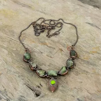 Ожерелье из зеленого турмалина, грубое ожерелье из меди, гальванопластика, настоящие драгоценные камни, регулируемое ожерелье из цепочки, гальванопластика, ювелирные изделия ручной работы