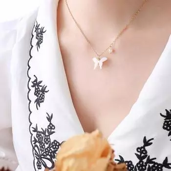 Ожерелье из жемчуга с гравировкой в виде бабочки, темпераментный популярный дизайн, подвеска на шею, ювелирное украшение P066