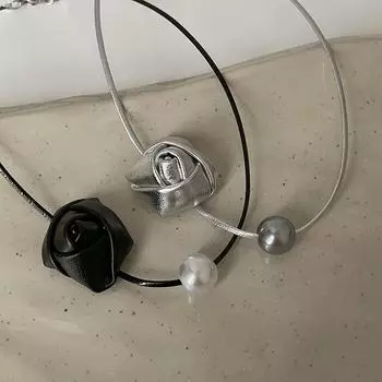 Ожерелье из жемчужного кожаного цветка для женщин, нишевый дизайн, чувство французского ретро, универсальный, индивидуальный, темпераментный, модный, ожерелье, воротник