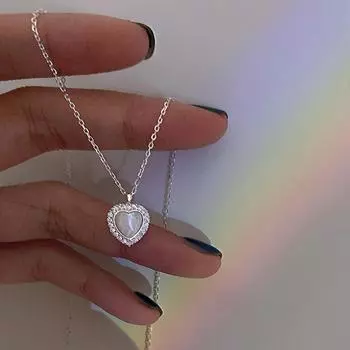 Ожерелье Love, женское, летнее, модное, легкое, роскошное, нишевое, дизайн Sense Light, роскошное, белое, рябчиковое, с цепочкой из нержавеющей стали на ключицу