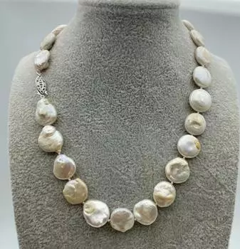 Ожерелье-нагрудник с пресноводным жемчугом из белой монеты