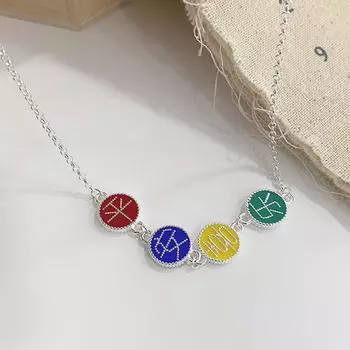 Ожерелье «Радость мира» с цветным круглым знаком и добрыми пожеланиями в виде шикарного китайского воротника