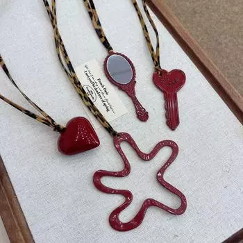 Ожерелье Red Hollow Flower Love - женская осень/зима 2024 корейская мода высококачественная цепочка для свитера AN006, Leopard print mirror necklace