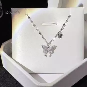 Ожерелье с бабочкой для женщин, кулон в виде бабочки со стразами, чокер, регулируемая цепочка, ювелирные изделия для свидания, работы, повседневной носки серебряный