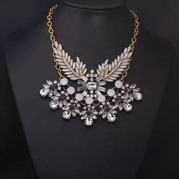 Ожерелье с драгоценными камнями в виде сегмента ключицы в виде крыльев ангела, преувеличенные женские аксессуары в стиле ретро золотой