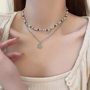 Ожерелье с французским овальным кулоном в стиле ретро с высококачественными каменными бусинами — элегантный холодный стиль для женщин Item 2