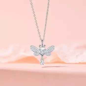 Ожерелье с крыльями ангела любви, женственность, легкая роскошь, звезда, нержавеющая сталь, ключичная цепочка