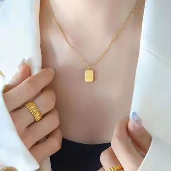 Ожерелье с квадратной подвеской из титановой стали с покрытием из 18-каратного золота, универсальное невыцветающее ювелирное изделие