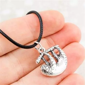 Ожерелье с ленивцем, ожерелье с животными, украшения с ленивцем, подарки с ленивцем, короткое ожерелье, черная кожа, милые украшения с животными