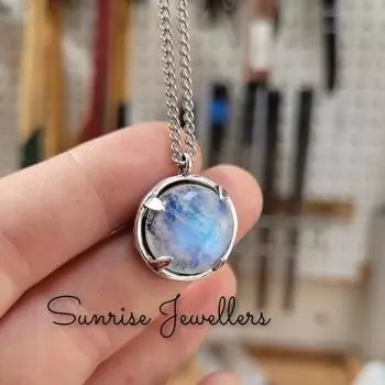 Ожерелье с лунным камнем в форме зубца - подвеска из стерлингового серебра и синего лунного камня для мужчин и женщин Free Size белый