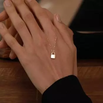 Ожерелье с маленьким золотым замком из стерлингового серебра S925 пробы для женщин, цепочка на ключицу, французский вход, люкс, универсальный дизайн, особый интерес 925