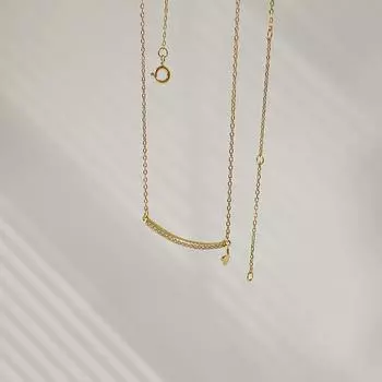 Ожерелье с маленькой бабочкой и улыбкой, женская летняя цепочка на ключицу со смайликом из нержавеющей стали, простая геометрическая цепочка с одним словом