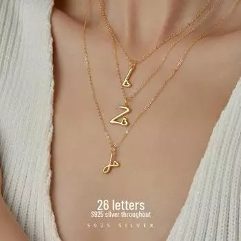 Ожерелье с подвеской Banyan Tree S925 Silver с английскими буквами — простой, элегантный стиль ко Дню матери Letter Q