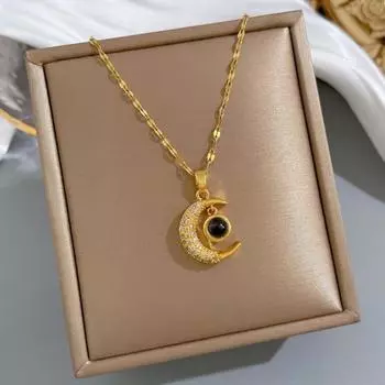 Ожерелье с подвеской и лунными стразами из титановой стали. Изысканное яркое блестящее ожерелье.