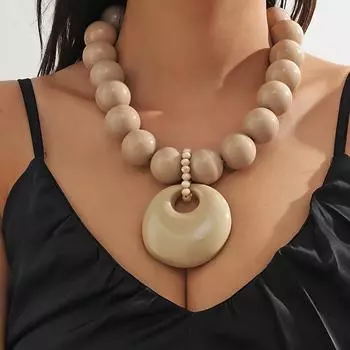 Ожерелье с подвеской из акриловых бусин, смелое модное украшение для женщин - хип-хоп, отпускной стиль без покрытия - универсально для всех сезонов миндальный