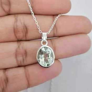 Ожерелье с подвеской из натурального зеленого аметиста Ожерелье из зеленого аметиста