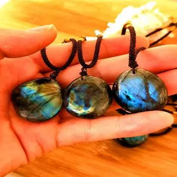 Ожерелье с подвеской из натурального лабрадорита и лунного камня, подвеска из камня, струящийся свет