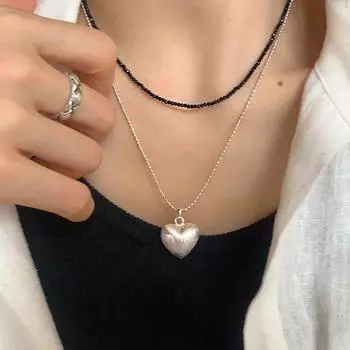 Ожерелье с подвеской Love из матового металла, женское, нишевое, ретро, простое, модное, изысканное, универсальное, на шею, на свитер