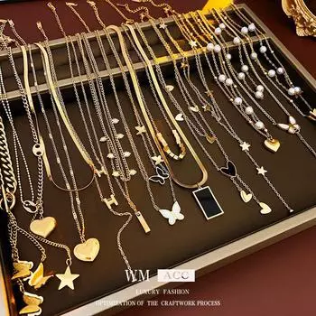 Ожерелье с подвеской «Луна и любовь» из 18-каратного золота с гальваническим покрытием — элегантная и универсальная цепочка для ключицы oil drop letter белый/чёрный