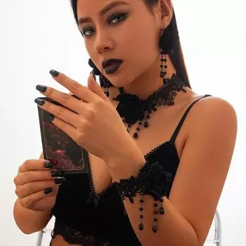 Ожерелье с подвеской в виде кисточки из черного кружева в готическом стиле с кристальным чокером Bracelet 2483 чёрный