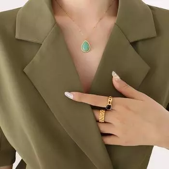 Ожерелье с подвеской в виде овальной формы из натурального необработанного камня на ключицу из титановой стали с покрытием из 18-каратного золота, универсальное ювелирное украшение для темперамента