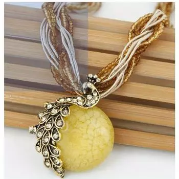 Ожерелье с подвеской в виде павлина в стиле бохо-шик с рисовыми бусинами — винтажный стиль, идеально подходит для вечеринок и повседневных нарядов жёлтый