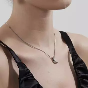 Ожерелье с подвеской в виде полумесяца, изящное элегантное серебряное ожерелье из титановой стали для женщин и девочек, ювелирные изделия в подарок серебряный