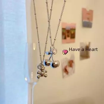 Ожерелье с подвеской в виде вишни в корейском и японском стиле с бриллиантами - цепочка на ключицу в стиле ретро в стиле «лес» Heart cherry necklace