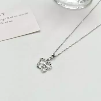 Ожерелье с полой пятиконечной звездой в новогоднем стиле для женщин, высококачественный дизайн, легкая роскошь, ниша, ключица