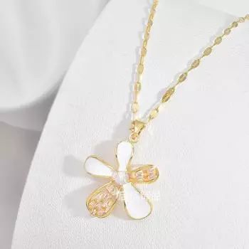 Ожерелье с пятилепестковым цветком, женское, легкое, роскошное, простое и универсальное, свежее, с микро-инкрустацией, подвеска, цепочка на ключицу, аксессуары