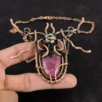 Ожерелье с родонитом, медная проволока, обернутая драгоценным камнем, медные украшения, регулируемая цепочка, ожерелье, подарки для жены, ювелирные изделия ручной работы, обертка из проволоки