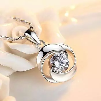 Ожерелье с розой для женщин, цепочка на ключицу, японская и корейская, простая студенческая цепочка с подвеской в виде клевера в виде 4 листьев