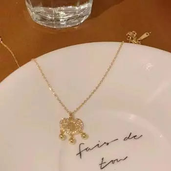 Ожерелье с замком мира для женщин, легкое, роскошное, нишевое, дизайн Sense Hollow, благоприятные облака и замок удачи