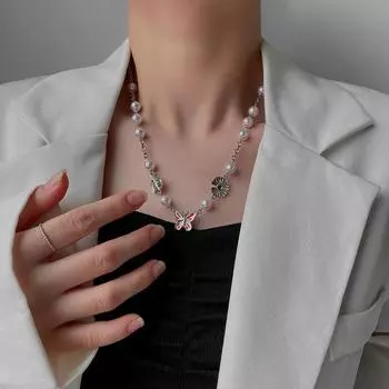 Ожерелье с жемчугом-бабочкой, женское винтажное нишевое ожерелье премиум-класса, милая крутая цепочка на ключицу для малышек, модные украшения