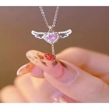 Ожерелье Saint Belisama Angel с движущимся крылатым сердцем, женское ожерелье из нержавеющей стали с потускнением