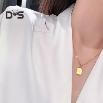 Ожерелье удачи с квадратным кулоном, регулируемая цепочка, гальванизированная титановая сталь, повседневные дорожные украшения на шею золотистый